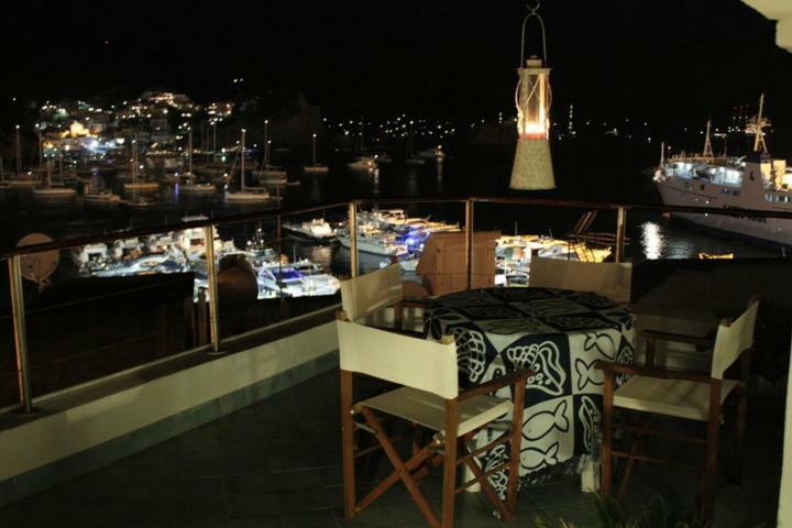 Apartment La Mansarda Sul Porto Ponza